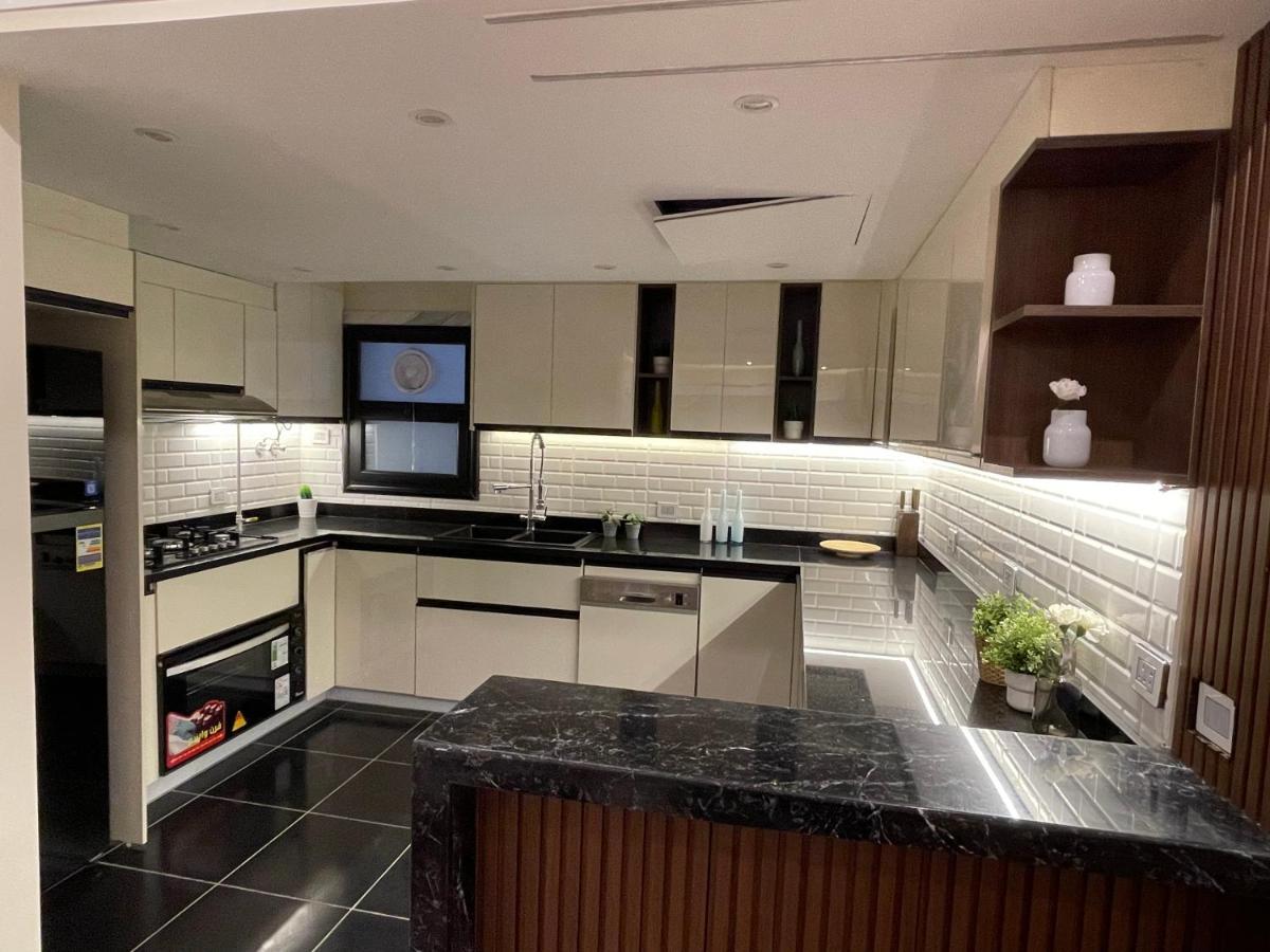 Family Luxury At Milsa Nasr , Building 27 Apartament